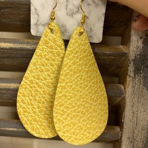 Handmade leather Earrings